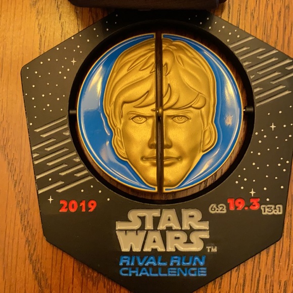 Star Wars Rival Run Challenge 2019 Medal - Picture 3 of 3